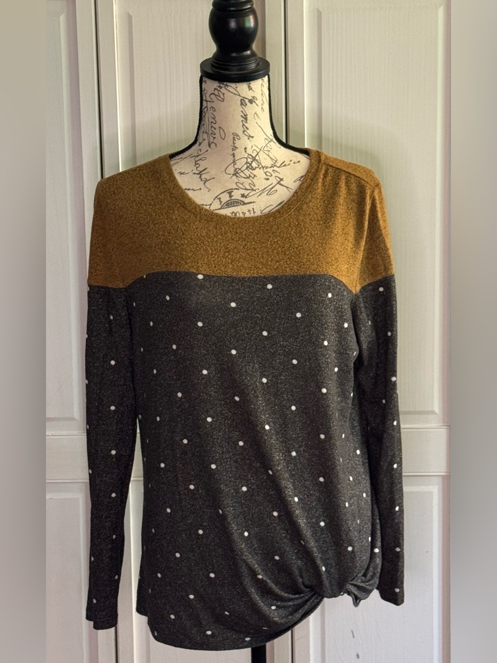 Maurices Crewneck Sweater with Side Knot Size Large